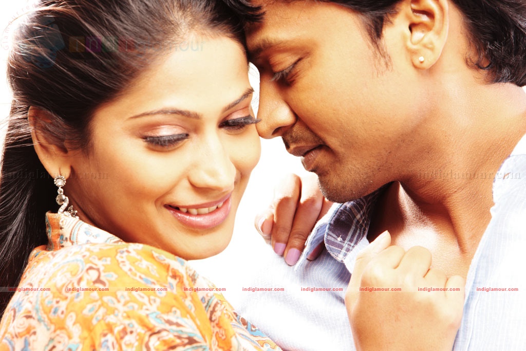 Katrathu Kalavu Movie hd photo