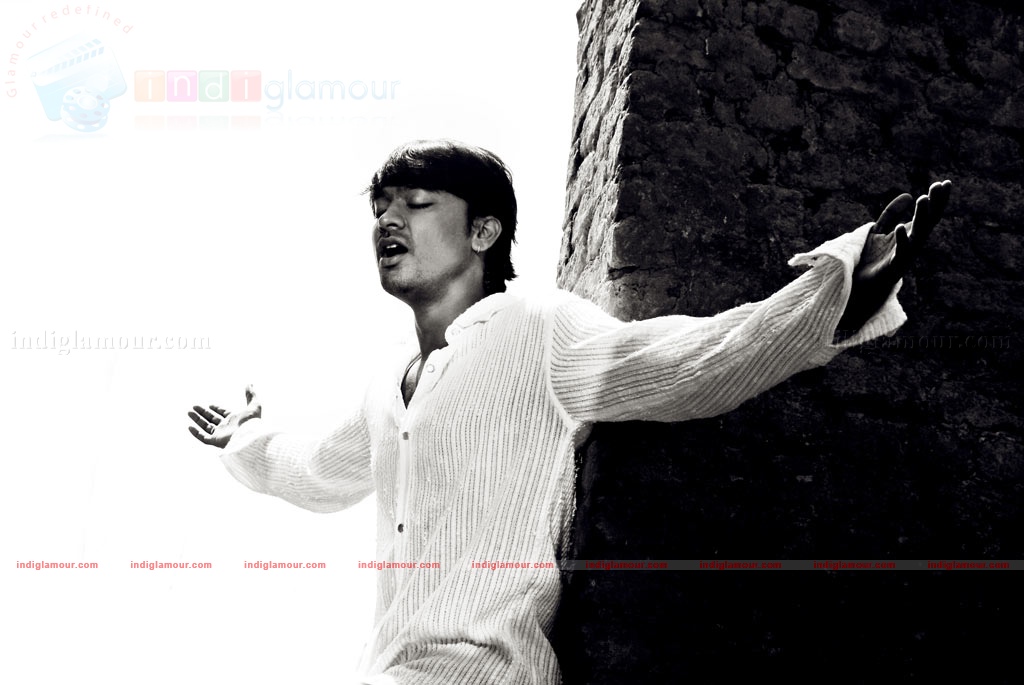Katrathu Kalavu Movie hd photo
