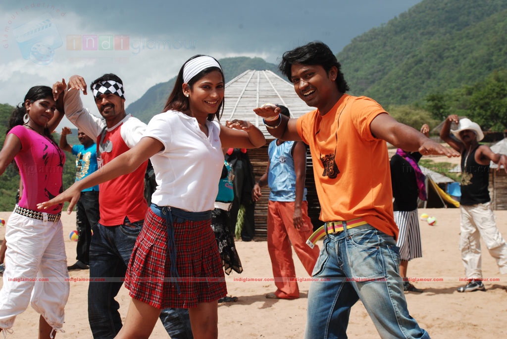 Katrathu Kalavu Movie hd photo