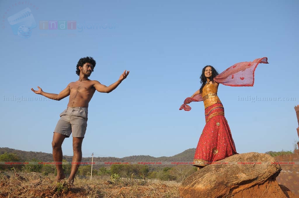 Maathiyosi Movie hd photo