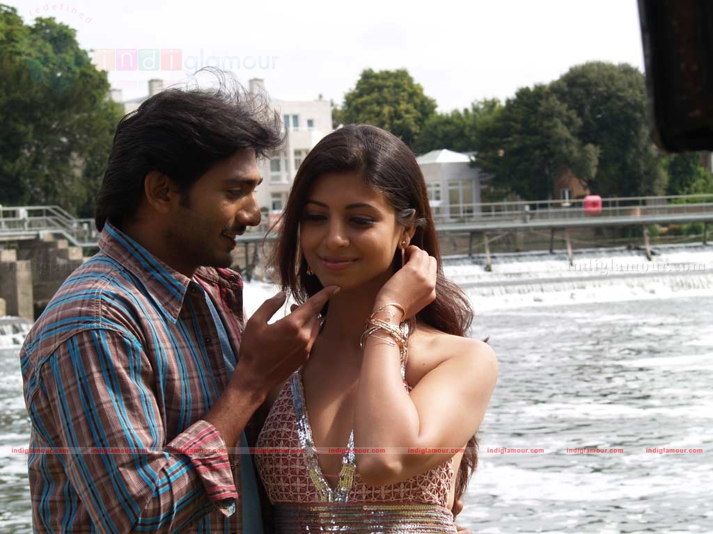 MunDhinam Paartheney Movie hd photo