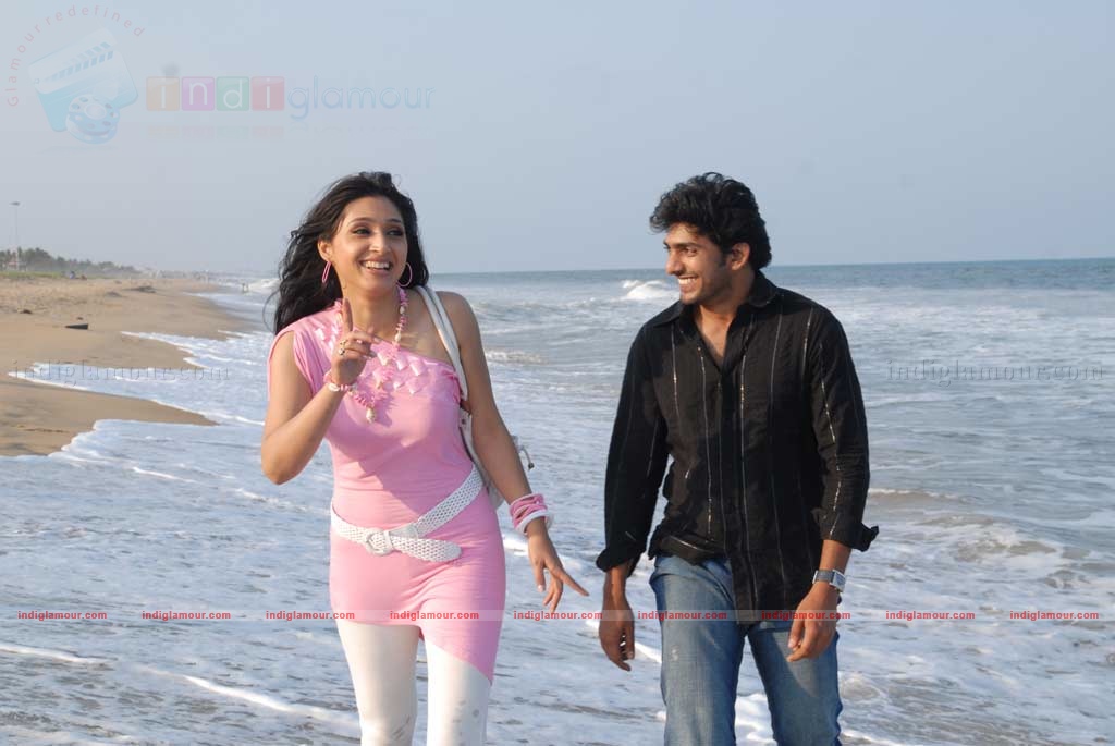 MunDhinam Paartheney Movie hd photo
