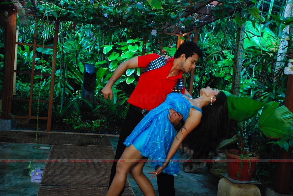 Thambikku Intha Ooru Movie hd photo