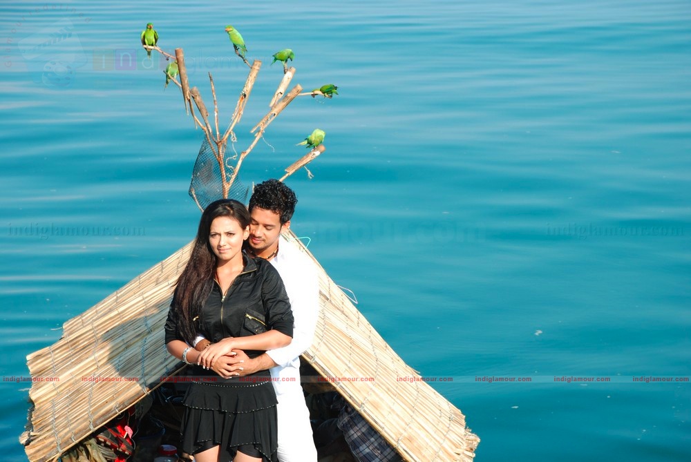 Thambikku Intha Ooru Movie hd photo