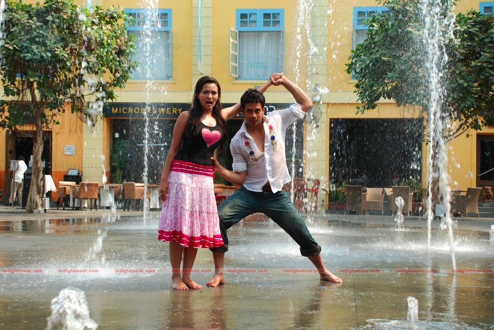 Thambikku Intha Ooru Movie hd photo