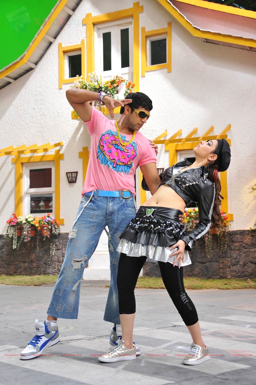 Thillalangadi Movie hd photo