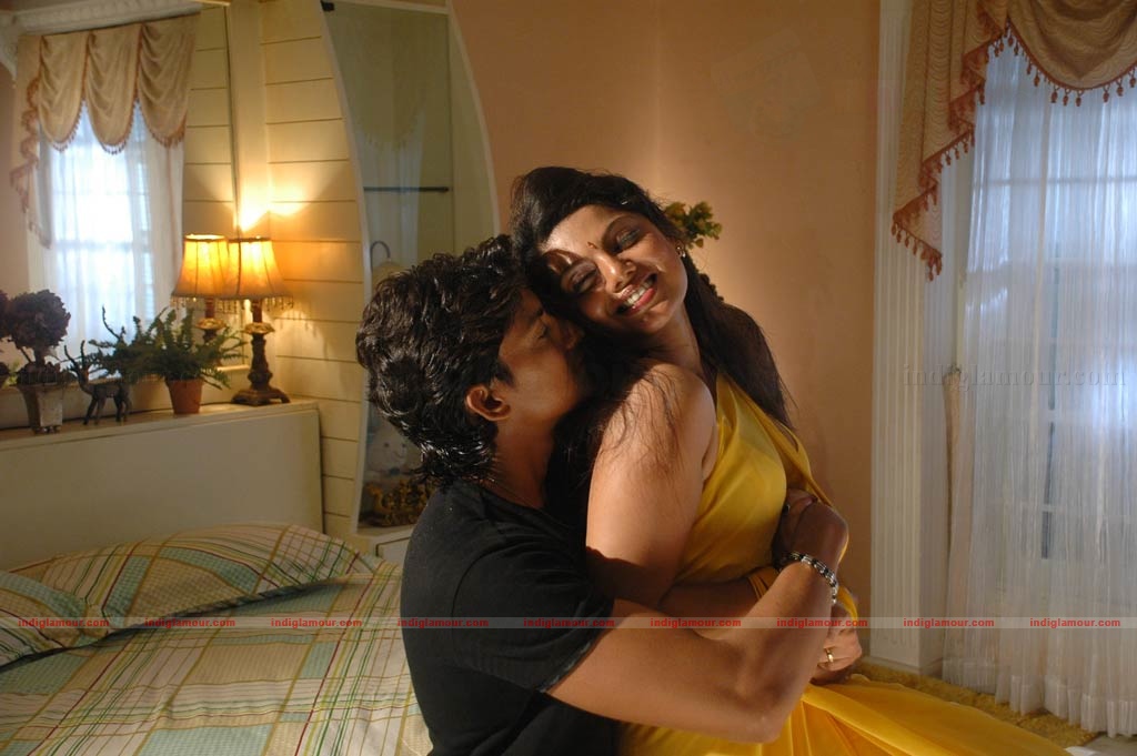 Drogam Nadanthathu Enna Movie hd photo