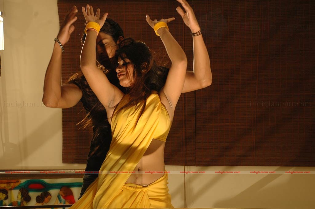 Drogam Nadanthathu Enna Movie hd photo