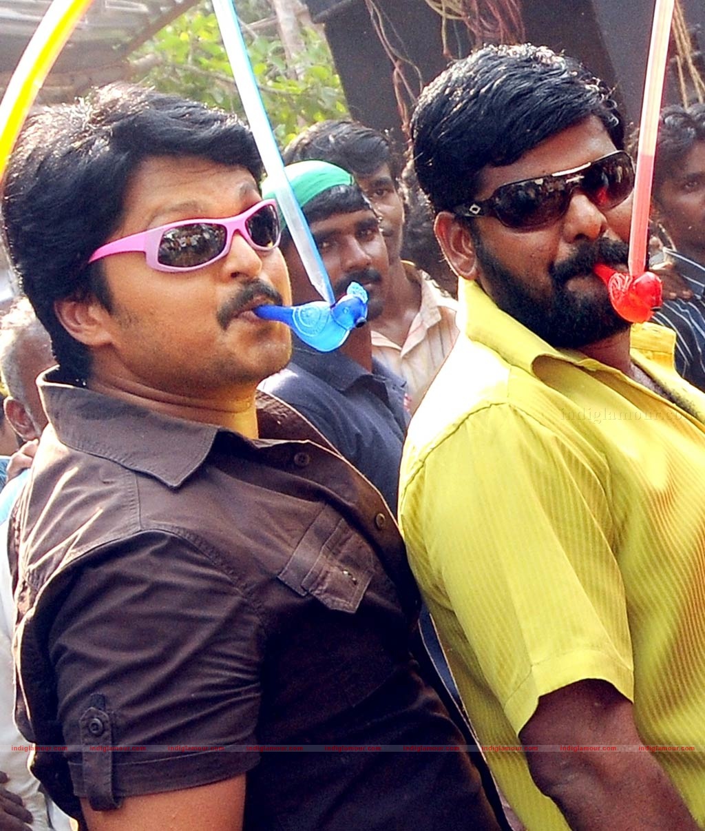 Thambi Vettothi Sundaram Movie hd photo