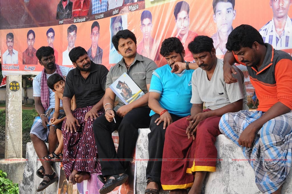 Thambi Vettothi Sundaram Movie hd photo