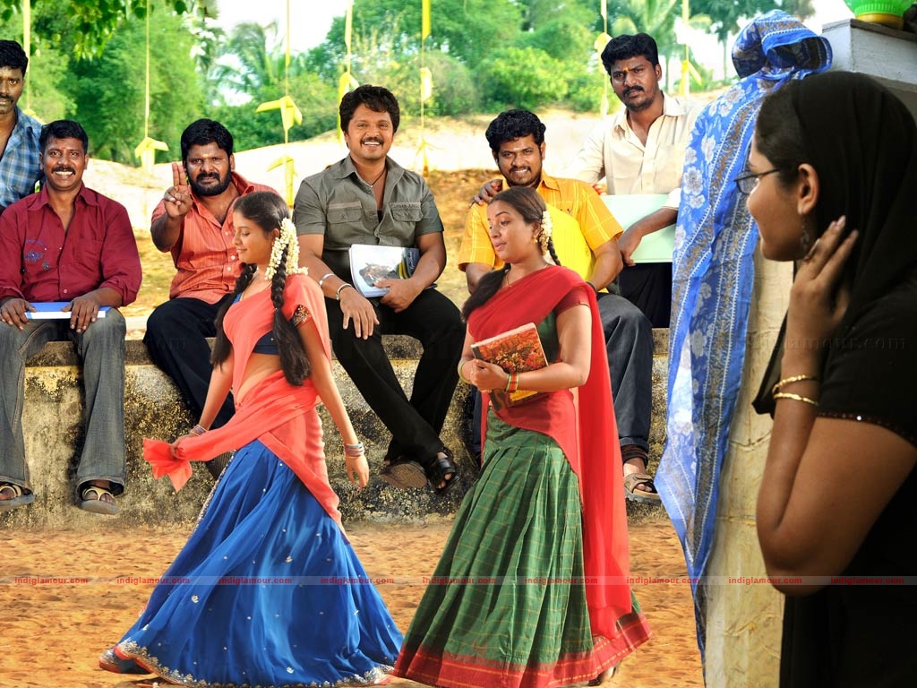 Thambi Vettothi Sundaram Movie hd photo