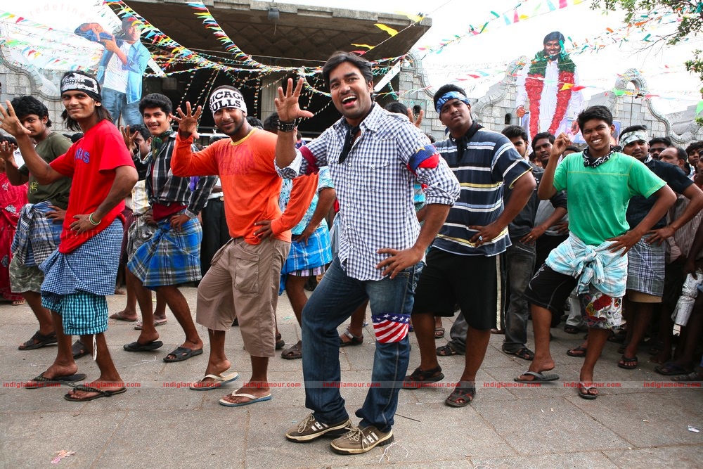 Tamizh Padam Movie hd photo