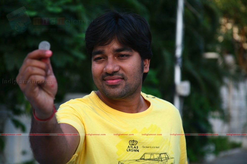Tamizh Padam Movie hd photo