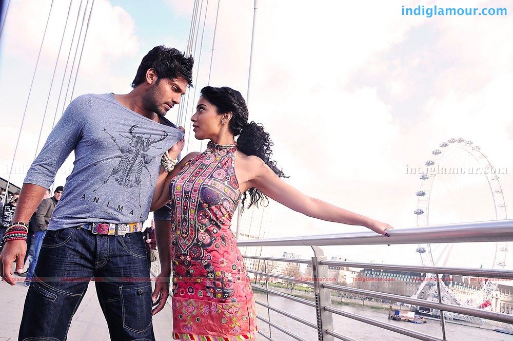 Chikku Bukku Movie hd photo