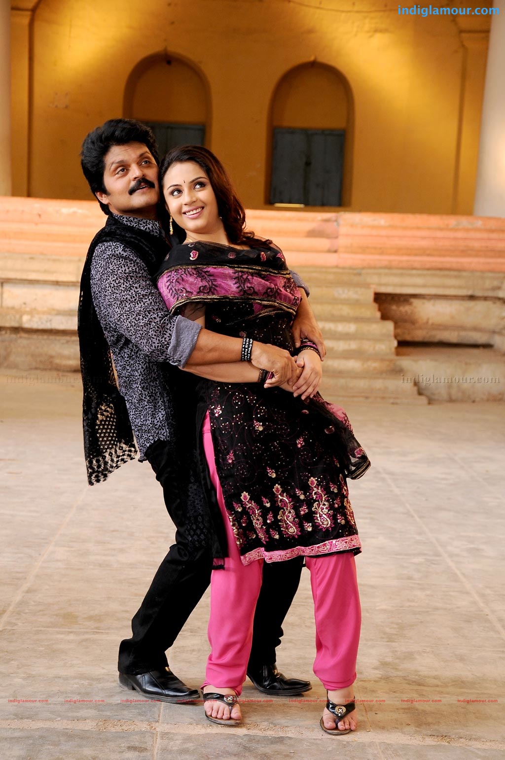 Irandumugam Movie hd photo