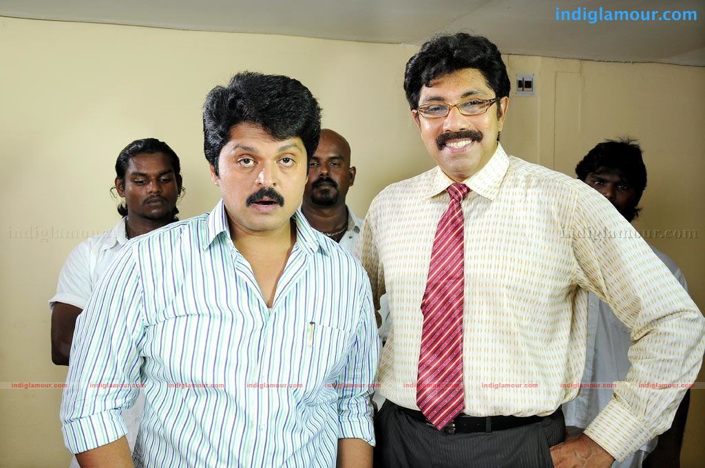 Irandumugam Movie hd photo
