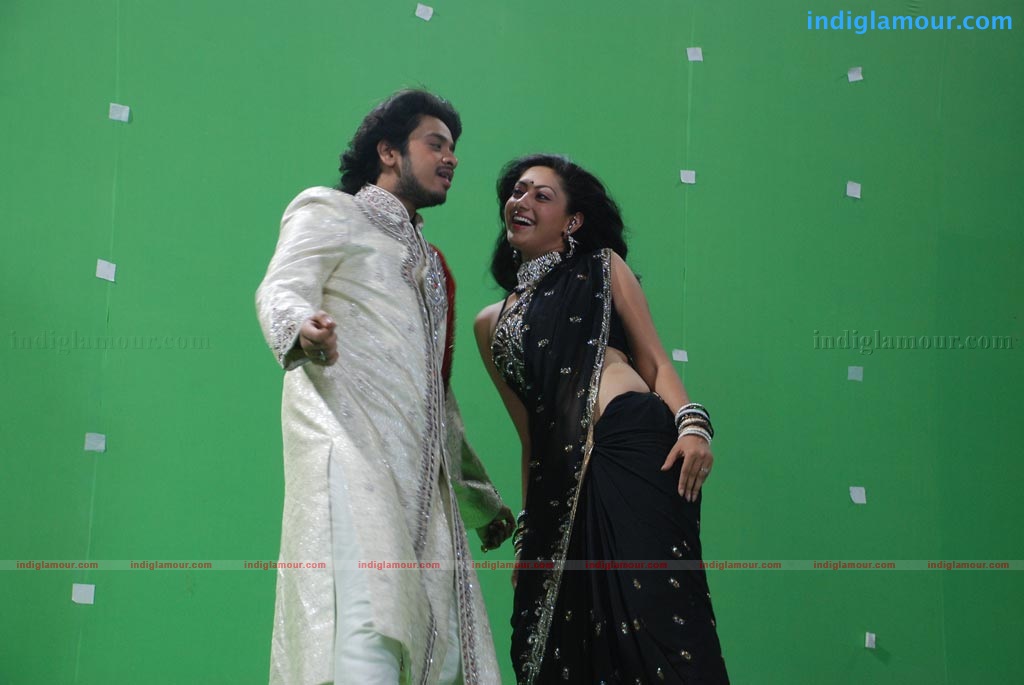 Naane Ennul Illai Movie hd photo