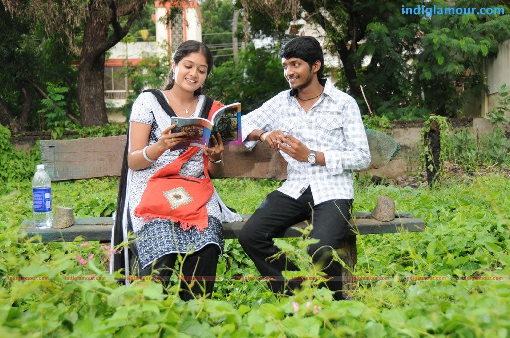 Kadhal Solla Vandhen Movie hd photo