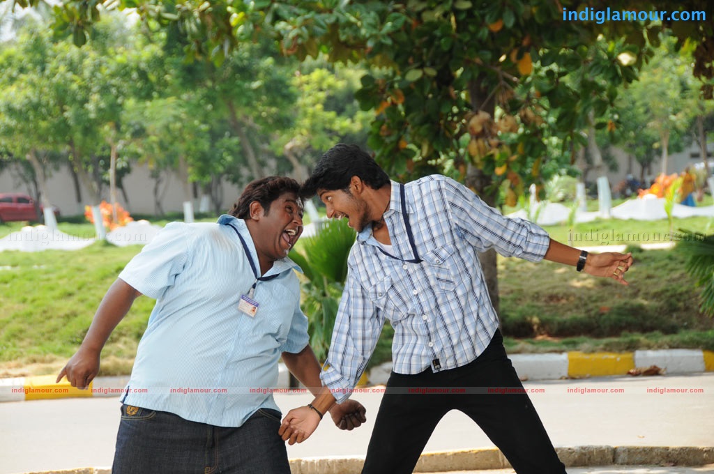 Kadhal Solla Vandhen Movie hd photo