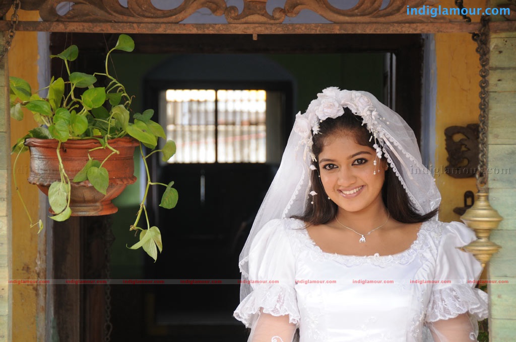 Kadhal Solla Vandhen Movie hd photo