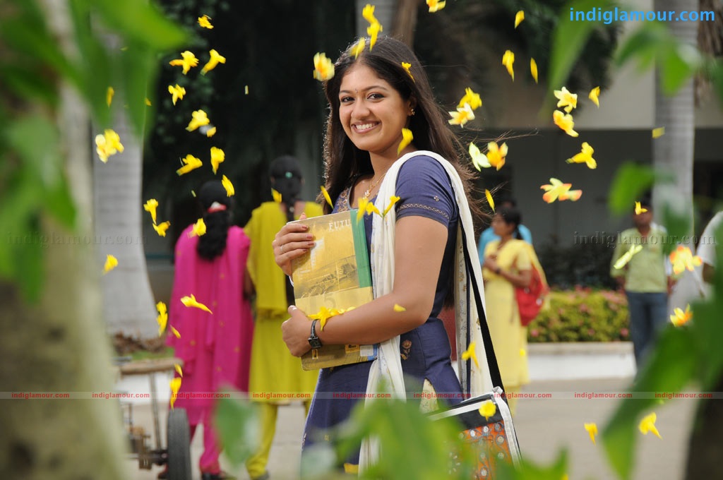 Kadhal Solla Vandhen Movie hd photo