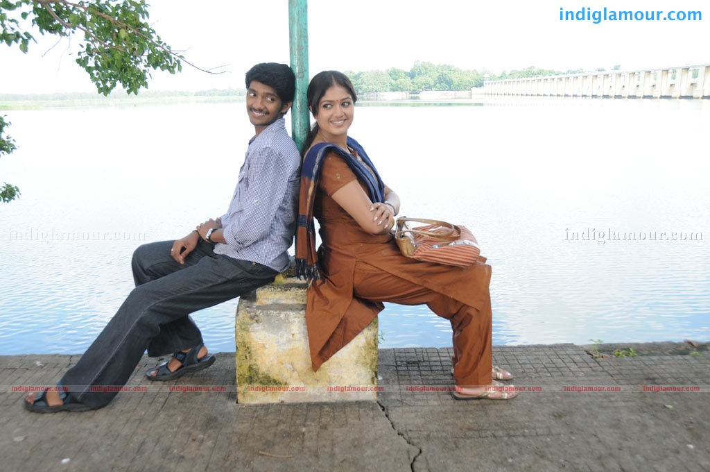 Kadhal Solla Vandhen Movie hd photo