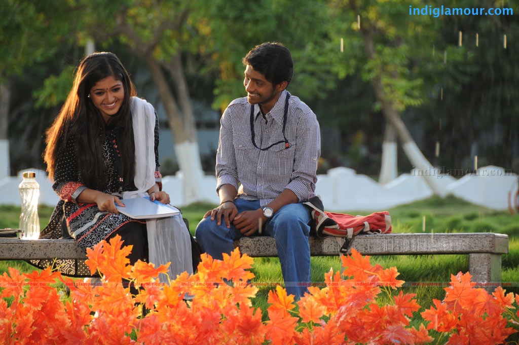 Kadhal Solla Vandhen Movie hd photo
