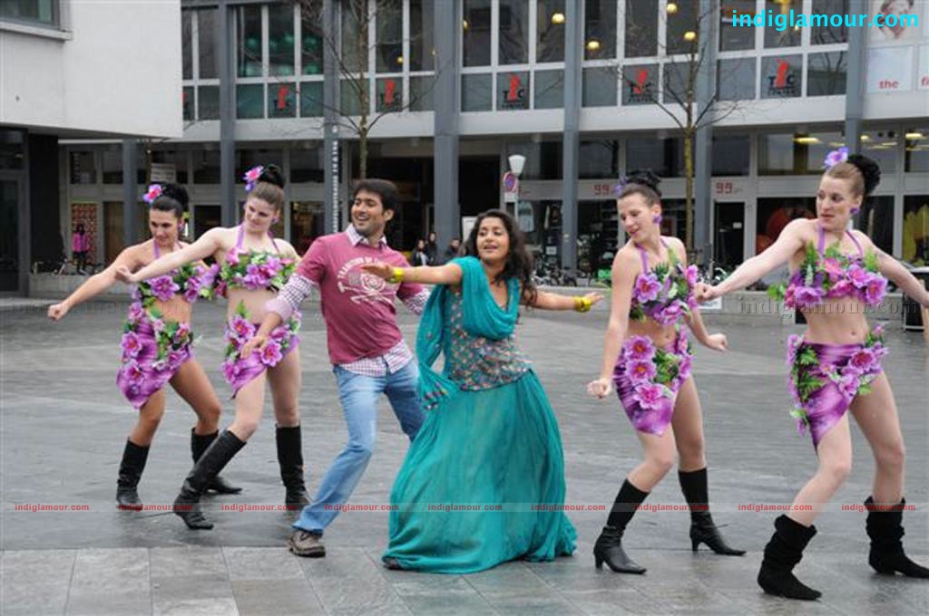 Penn Singam Movie hd photo