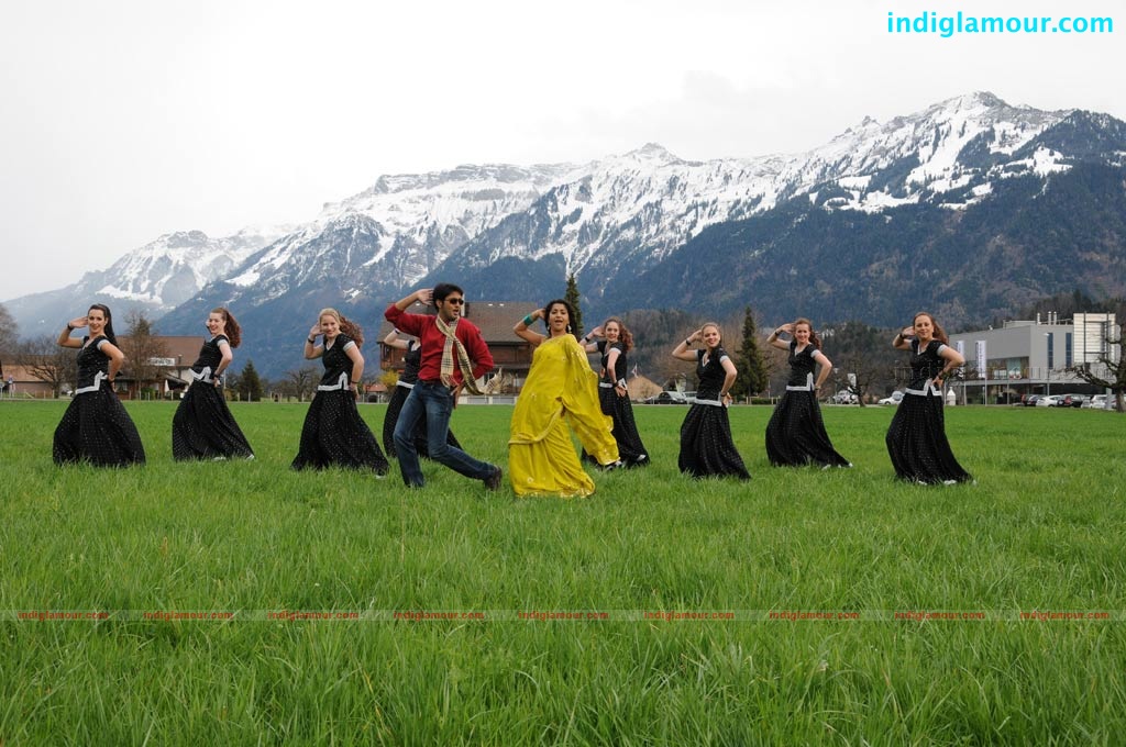 Penn Singam Movie hd photo