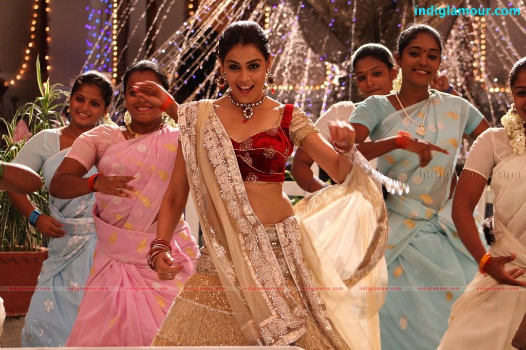 Uthama Puthiran Movie hd photo