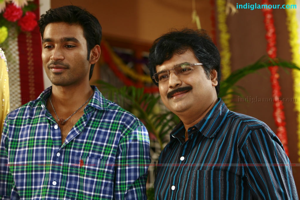 Uthama Puthiran Movie hd photo