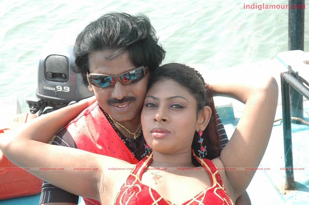 Naane Varuven Movie hd photo