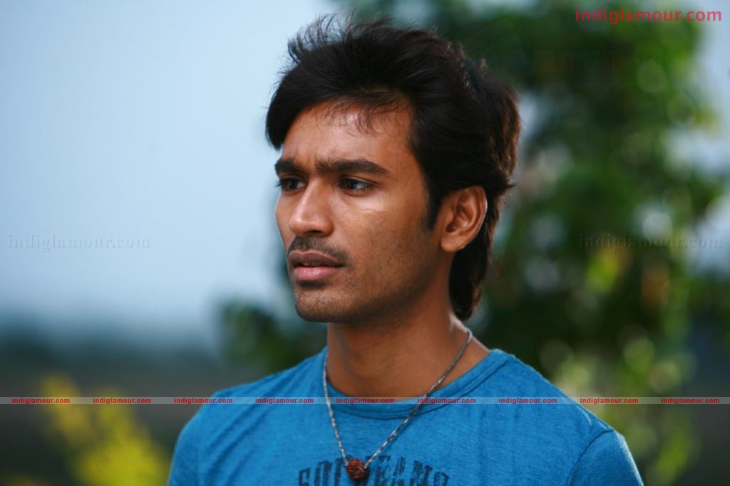 Uthama Puthiran Movie hd photo