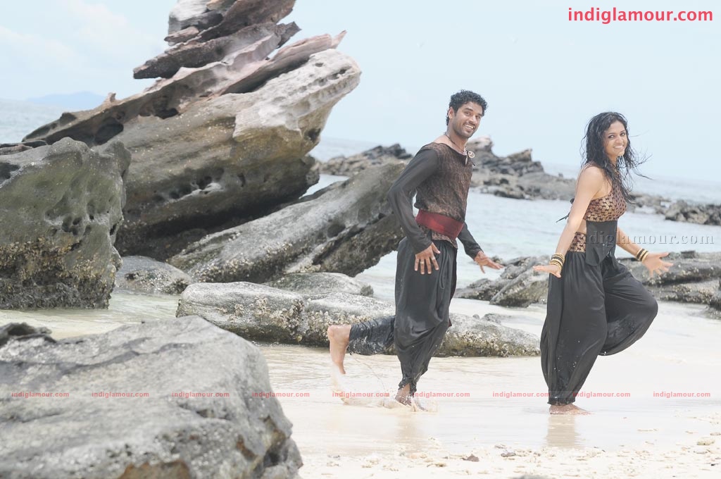Yathumagi Movie hd photo