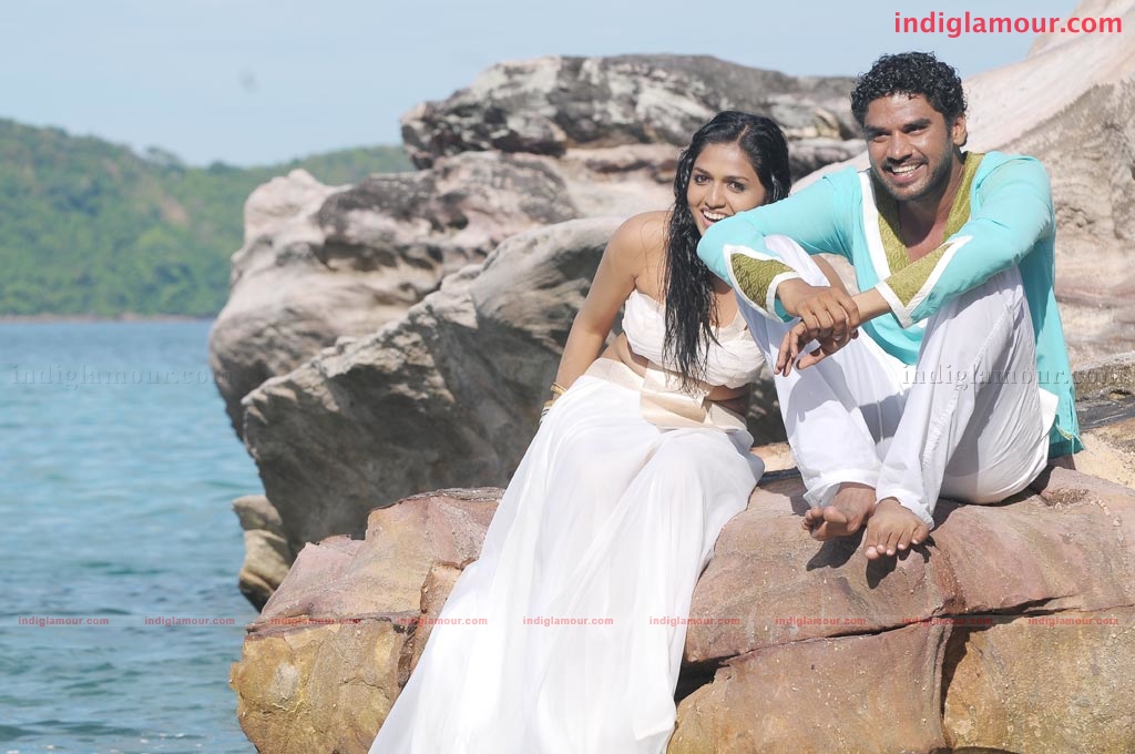Yathumagi Movie hd photo