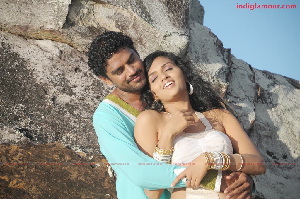 Yathumagi Movie hd photo
