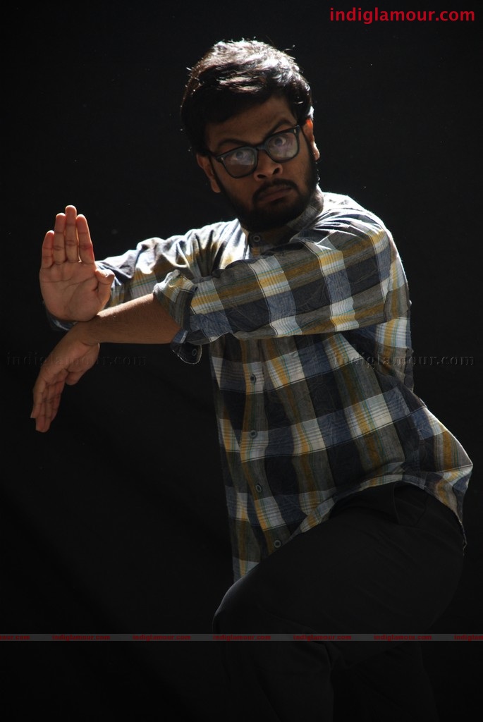 Naan Sivanagiren Movie hd photo