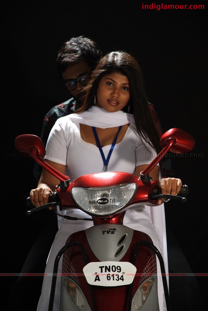 Naan Sivanagiren Movie hd photo