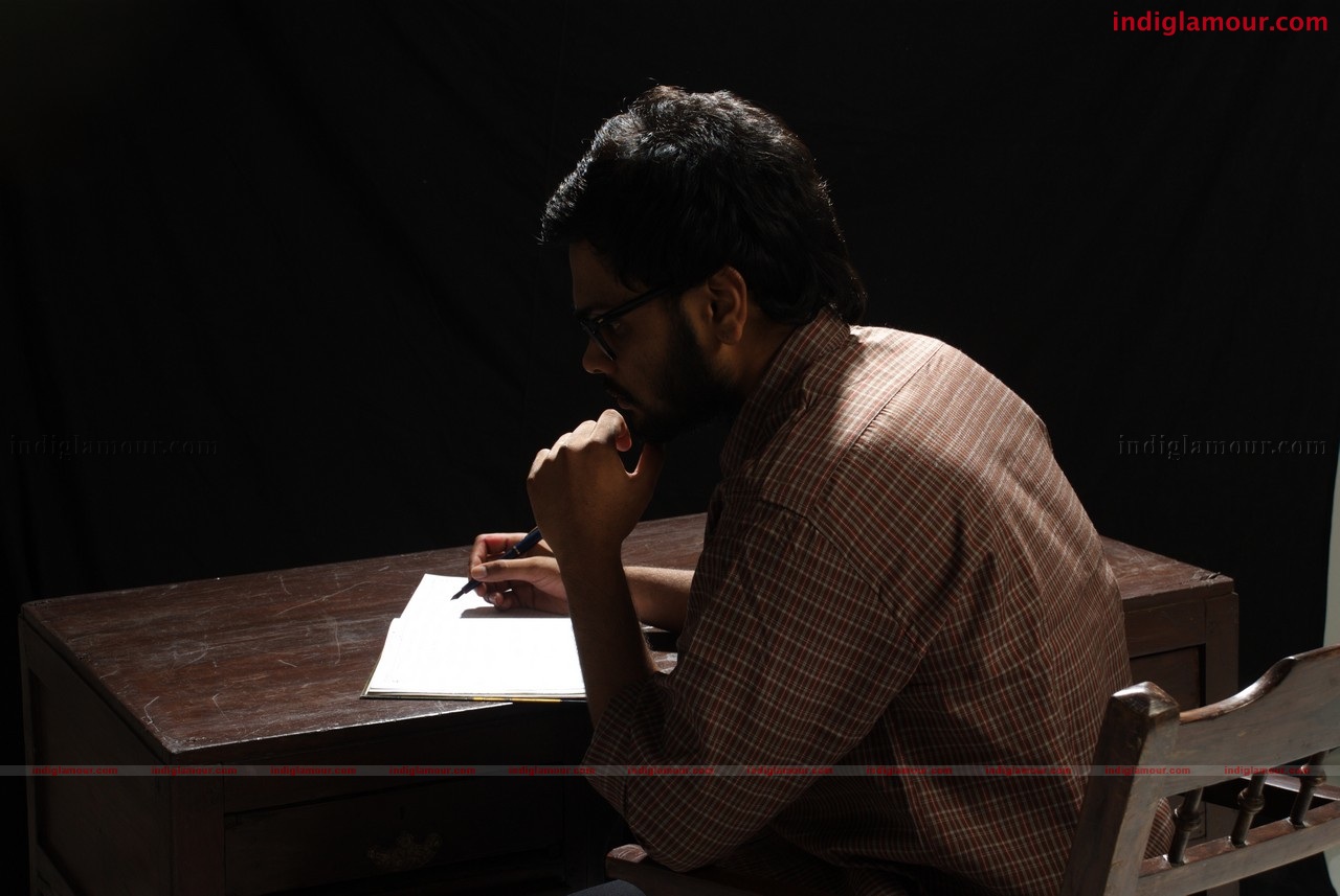 Naan Sivanagiren Movie hd photo