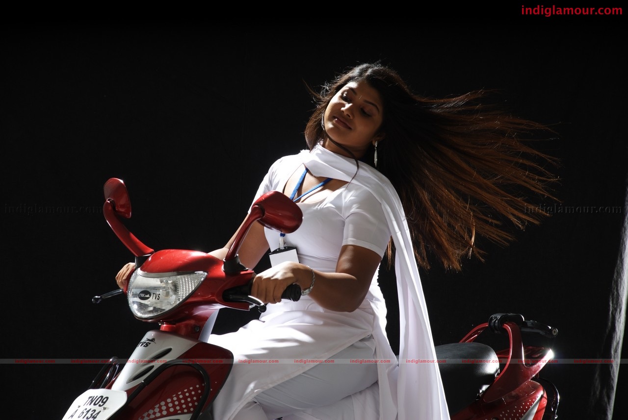 Naan Sivanagiren Movie hd photo