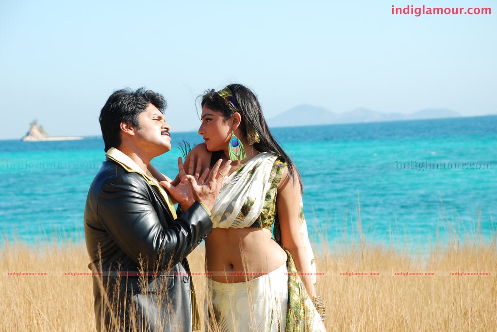 Kanagavel Kakka Movie hd photo