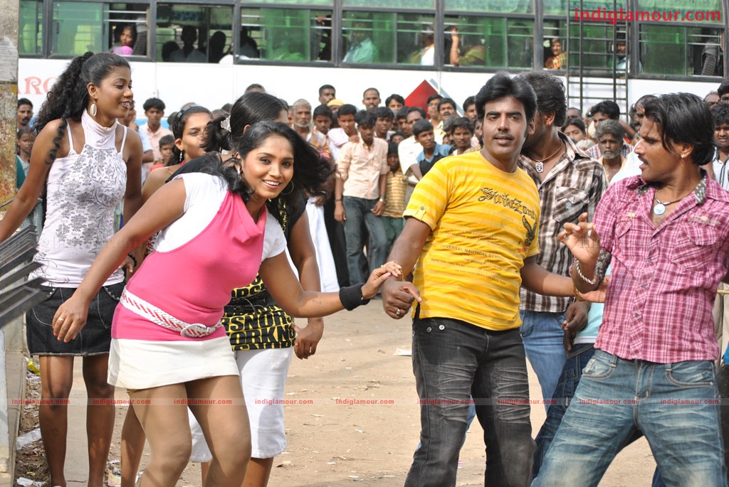 Kandupuduchittaen Movie hd photo