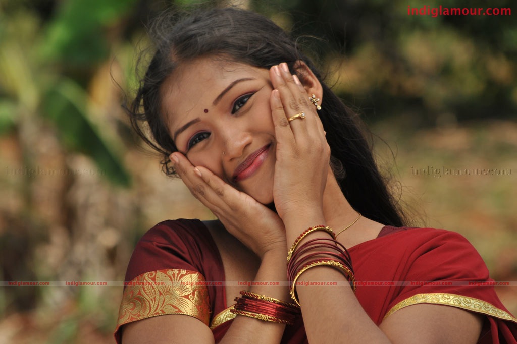 Kandupuduchittaen Movie hd photo