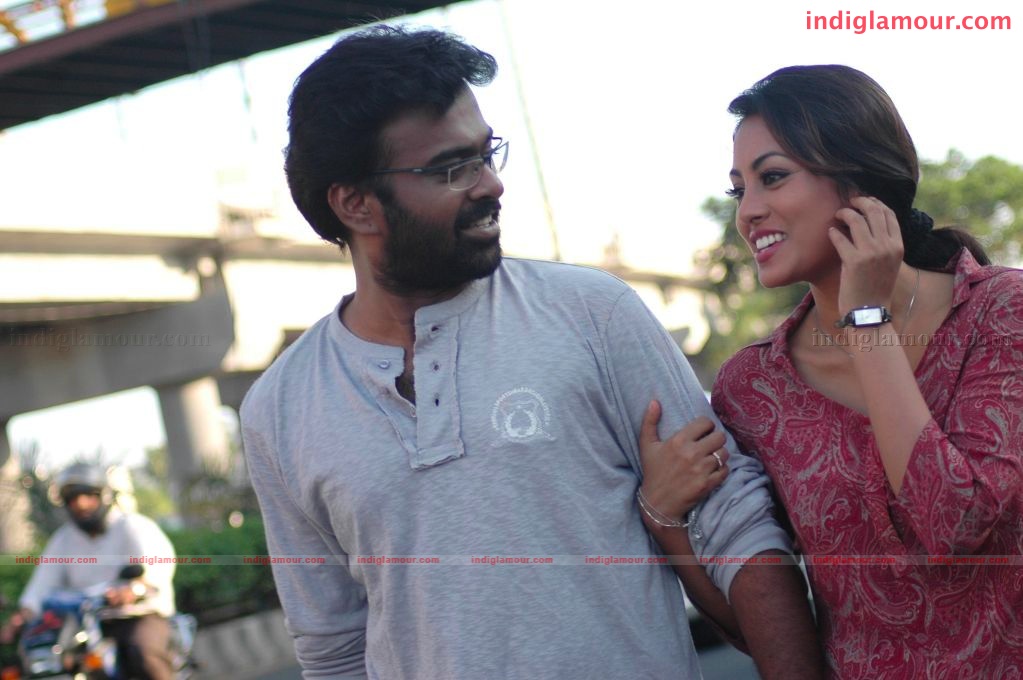 Mandhira Punnaga Movie hd photo