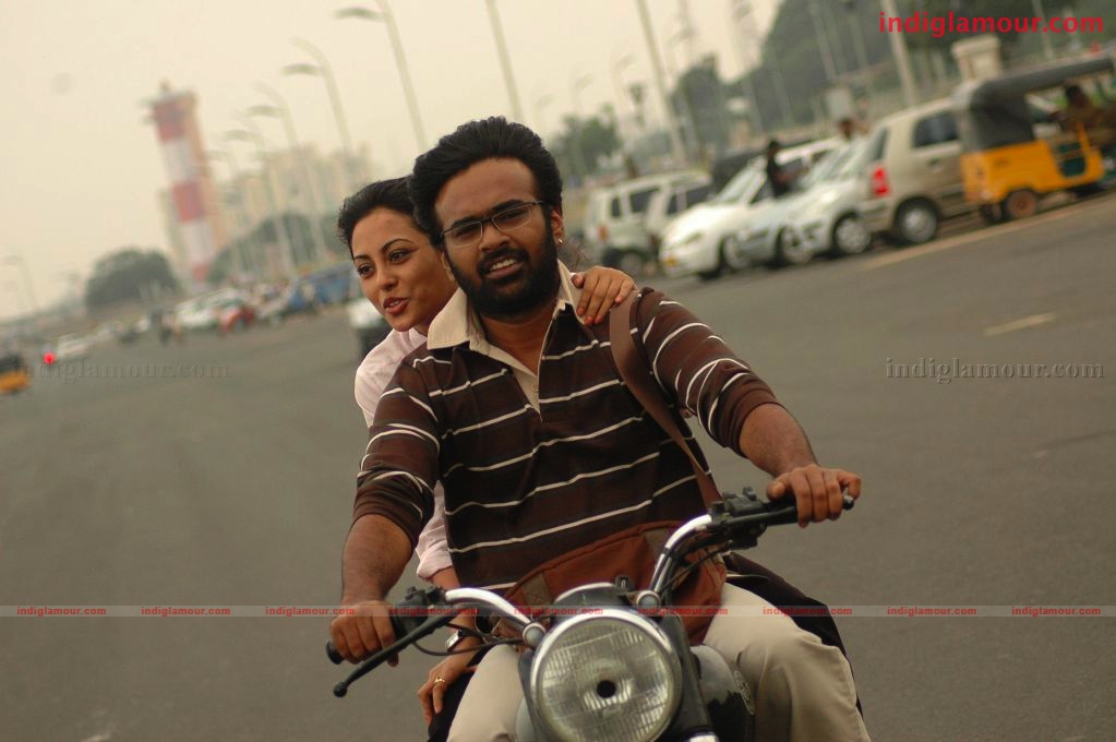 Mandhira Punnaga Movie hd photo
