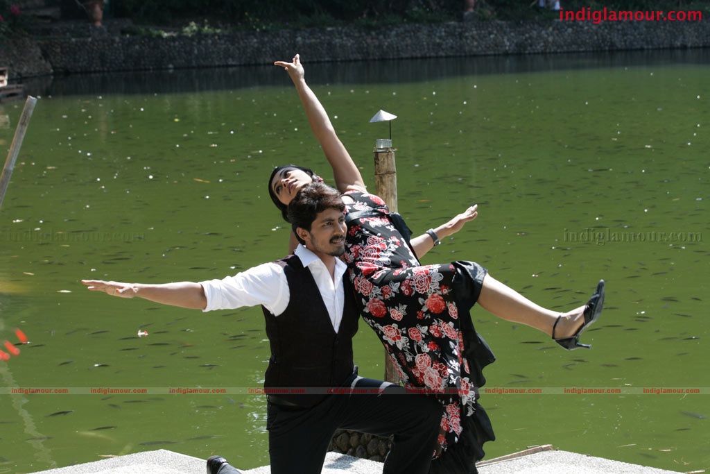 Kola Kolaya Mundhirika Movie hd photo