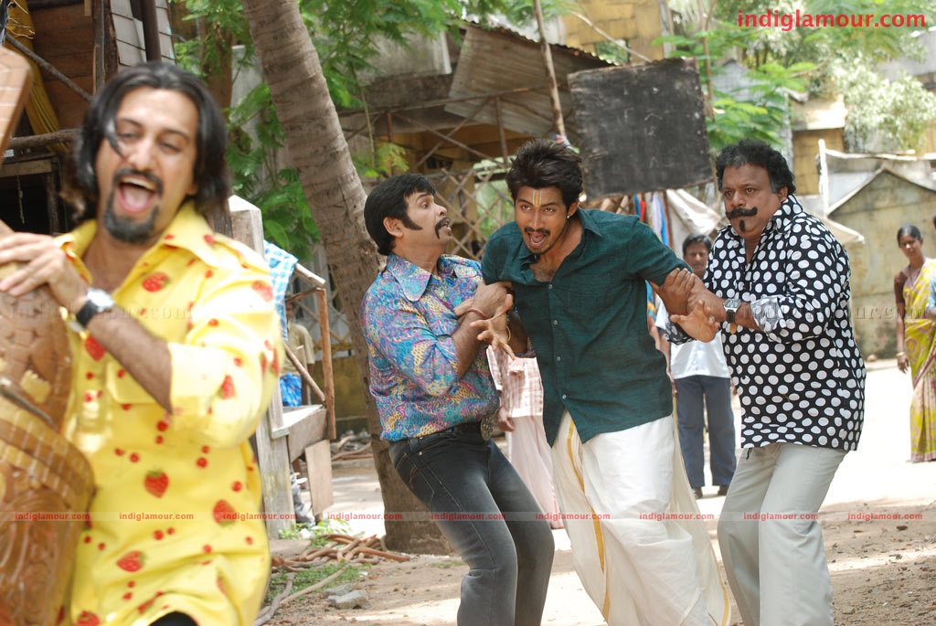 Kola Kolaya Mundhirika Movie hd photo