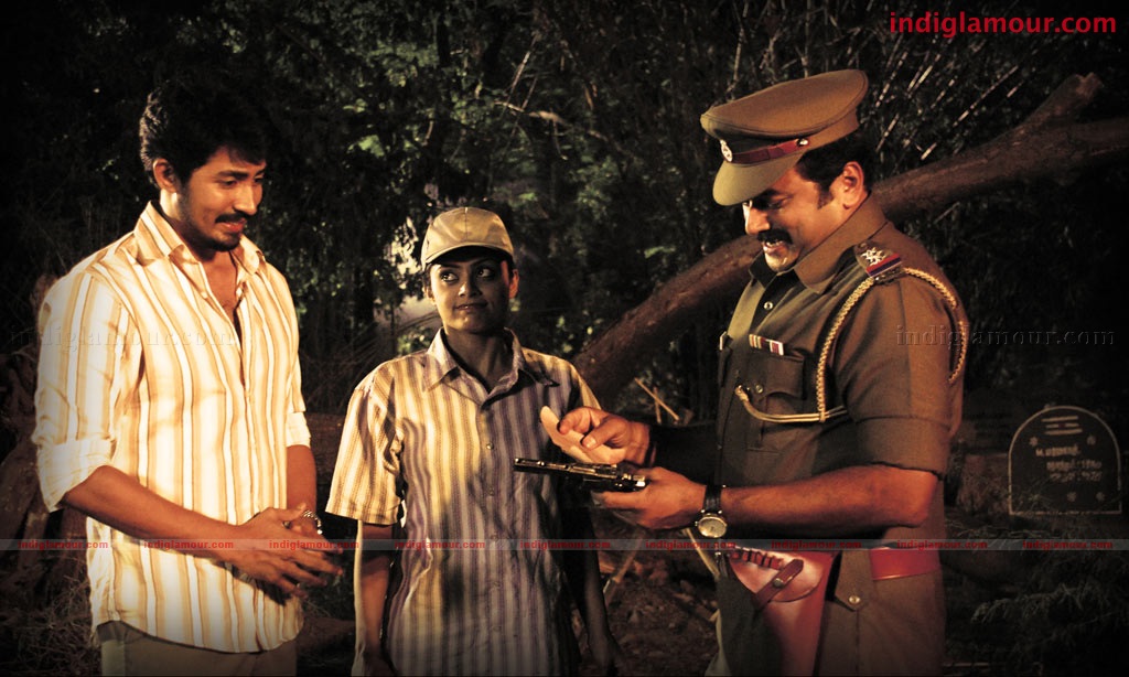 Kola Kolaya Mundhirika Movie hd photo