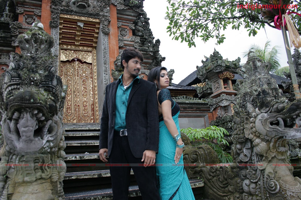 Kola Kolaya Mundhirika Movie hd photo