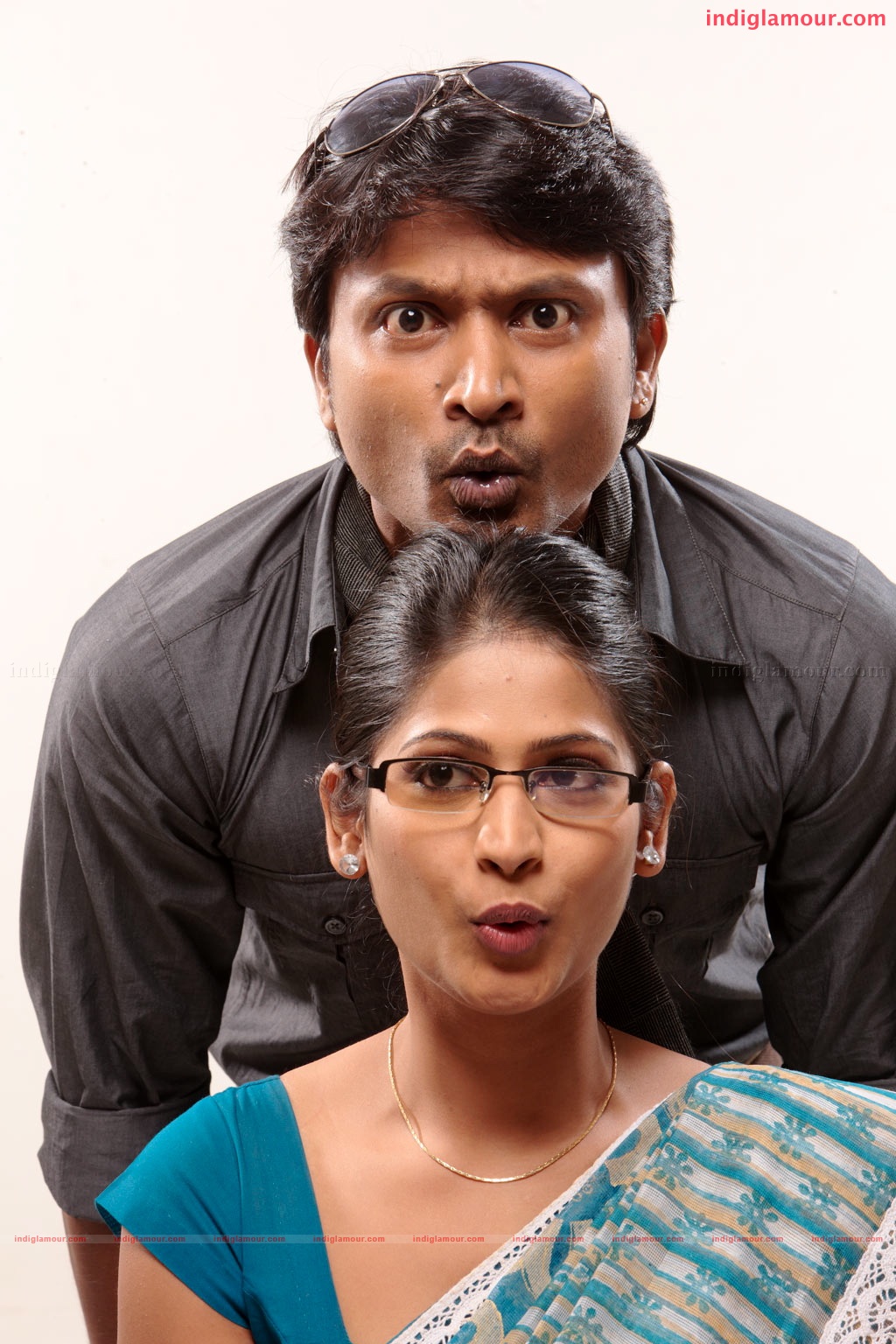 Katradhu Kalavu Movie hd photo